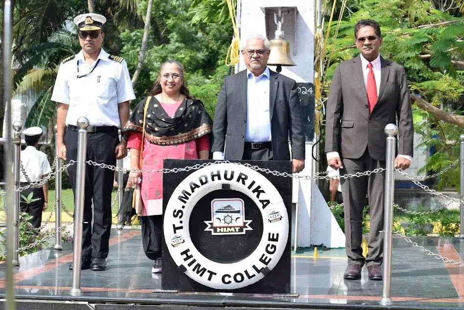 Shri. C. G. Karhadkar Visits – photo 25
