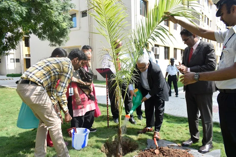 Shri. C. G. Karhadkar Visits – photo 15